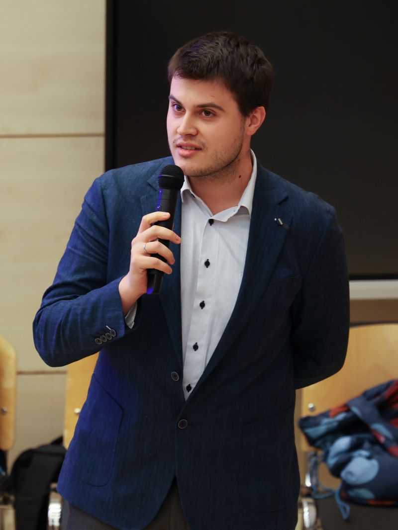 Tables Have Turned: Becoming a Mentor in the AI Squad Program